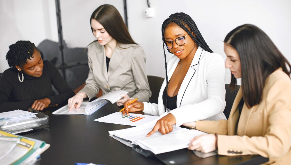 Investissement en Bourse: Les Femmes à la Traîne🏃🏾‍♀️